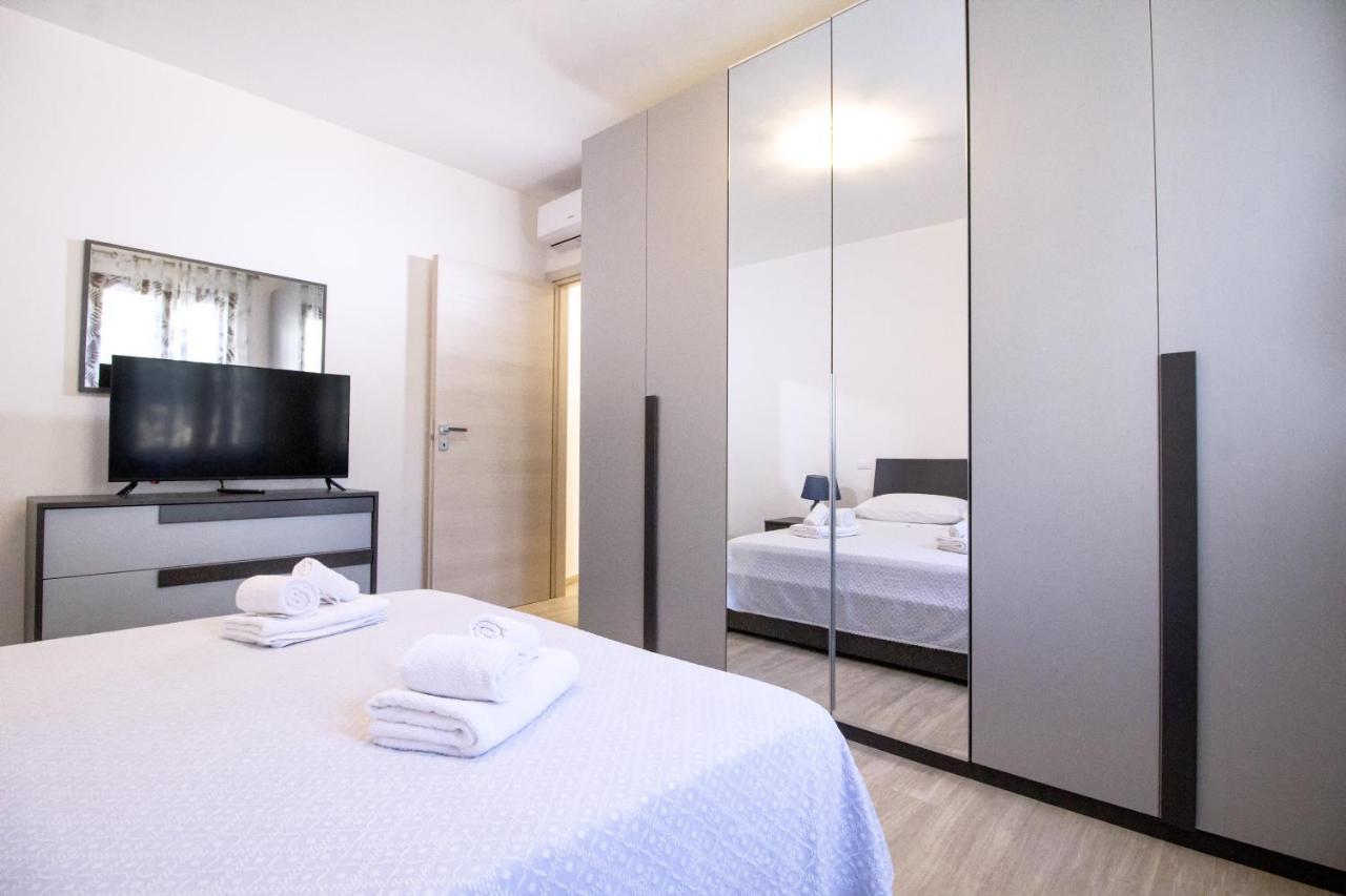 Dd House Family Holiday Apartment Cecina  Luaran gambar