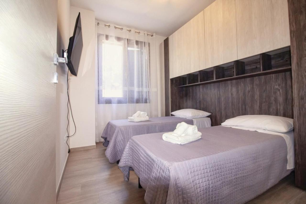 Dd House Family Holiday Apartment Cecina  Luaran gambar